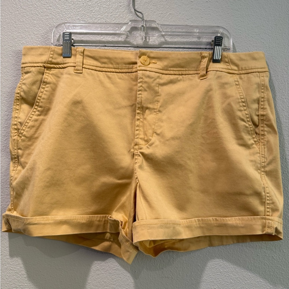 Liverpool Yellow Chino Shorts Womens Size 16 Mid Rise Stretch Cuffed